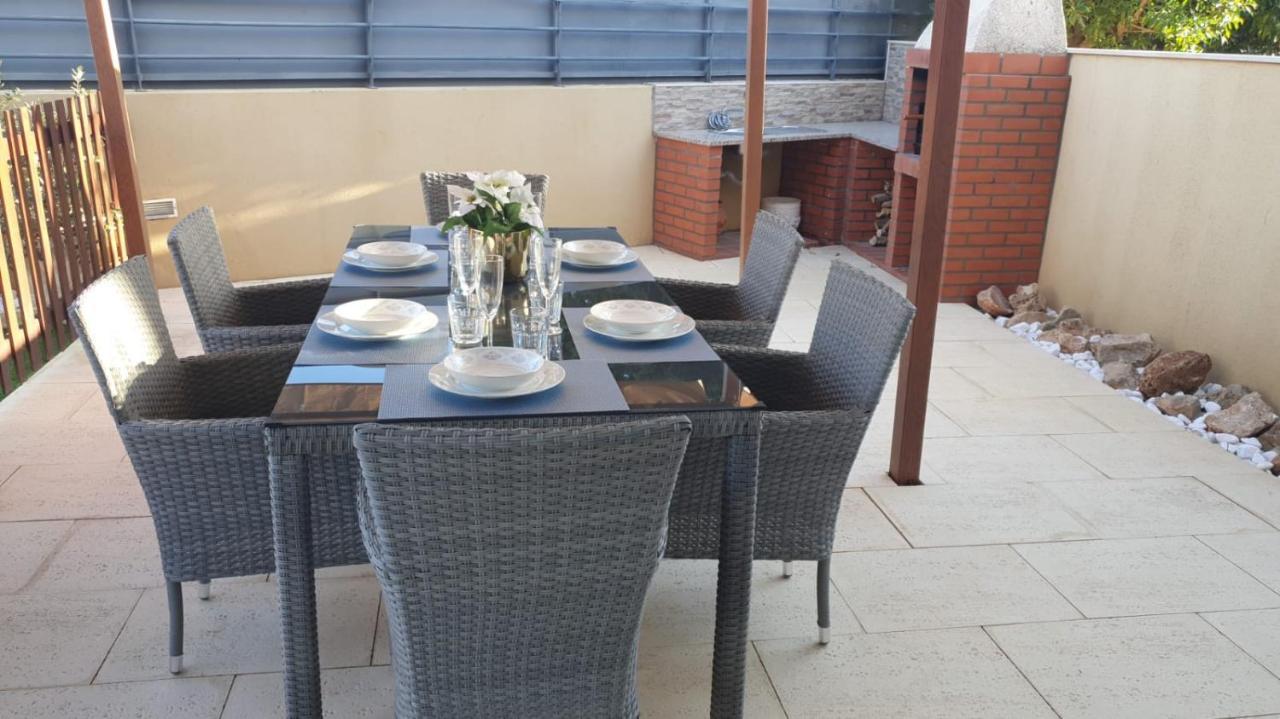 Cozy Villa With Pool And Barbecue Albufeira Ngoại thất bức ảnh